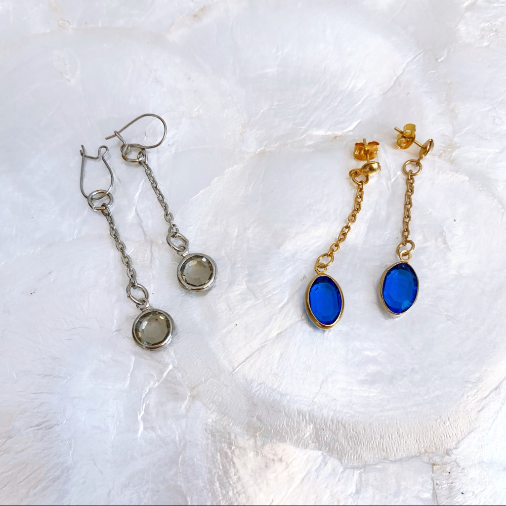 2 Pairs Gray Blue Rhinestone Drop Earrings Nwot